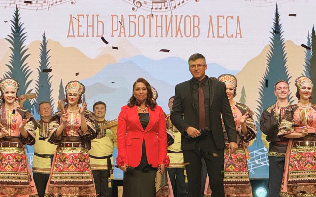 Торжественное празднование Дня работников леса на Сыктывкарском фанерном заводе